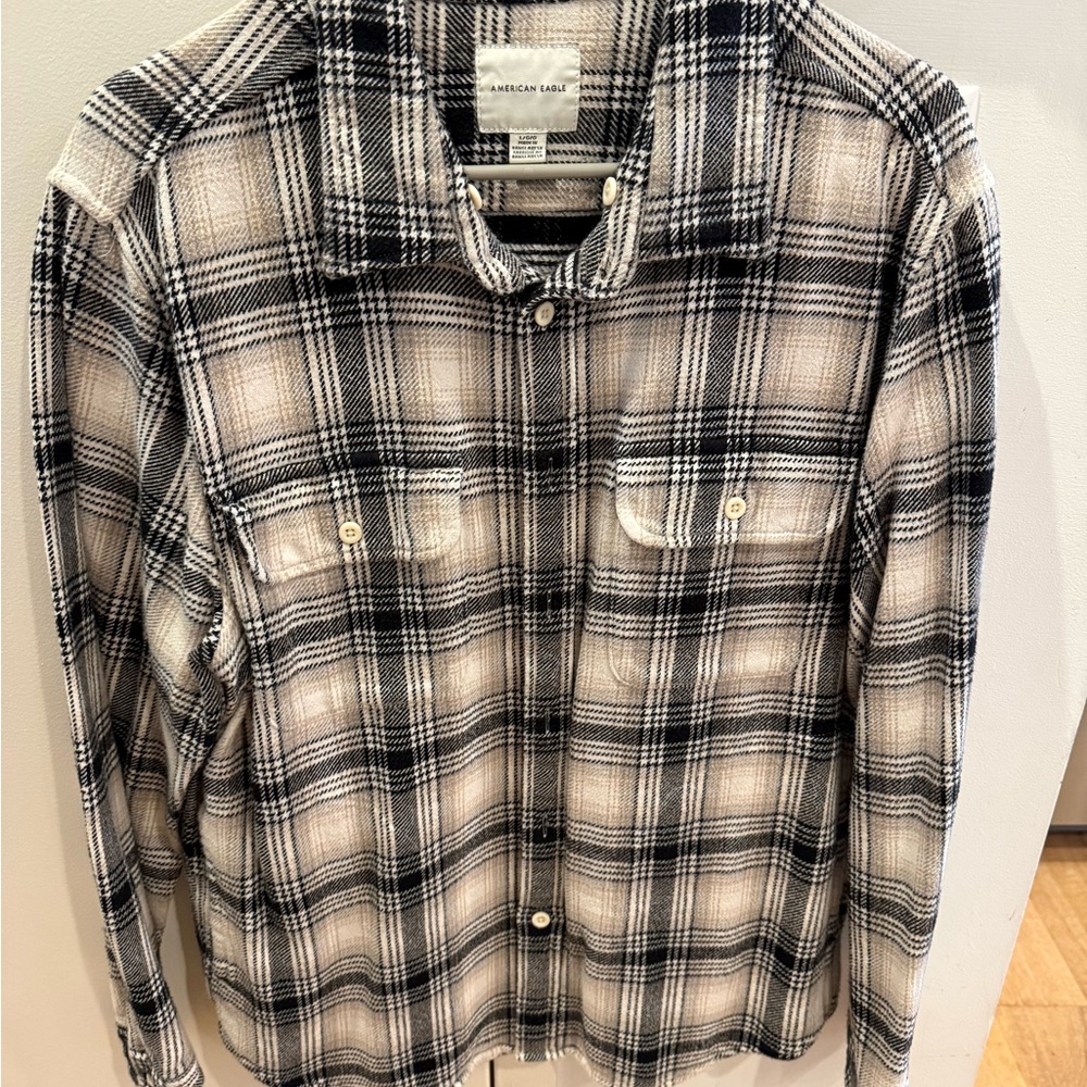 American Eagle Black & Cream Plaid Flannel Shirt